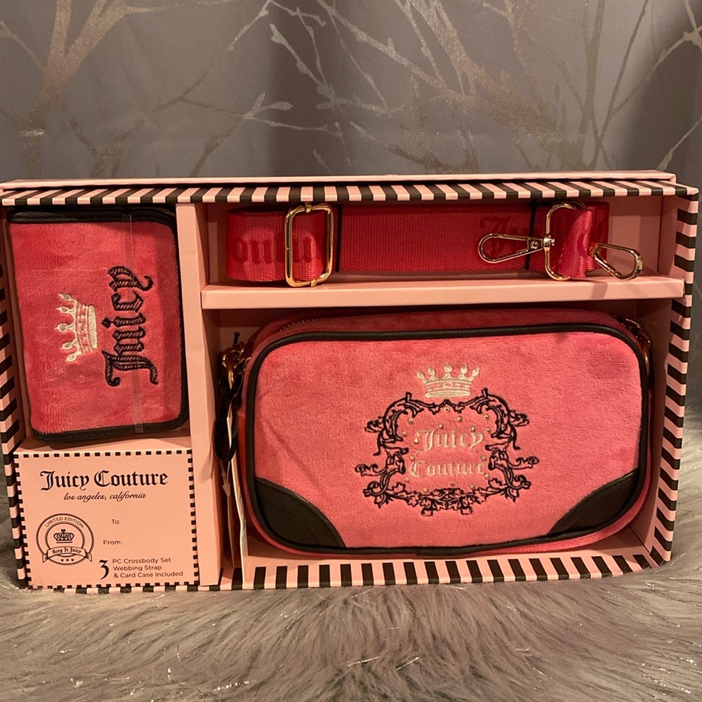 BNWT JUICY COUTURE Bright Pink Velour Crossbody Gift Box Set